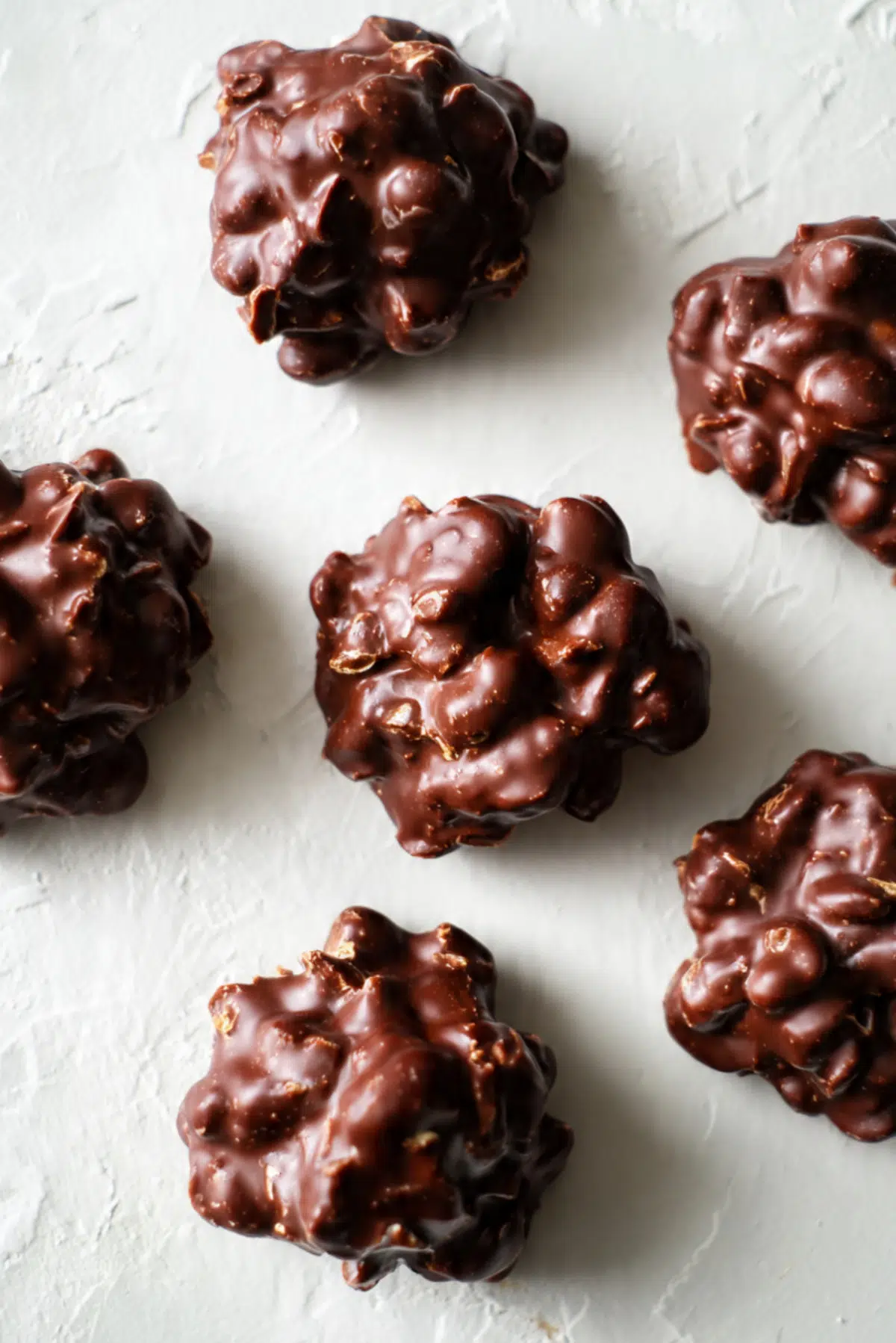 Keto Chocolate Peanut Clusters